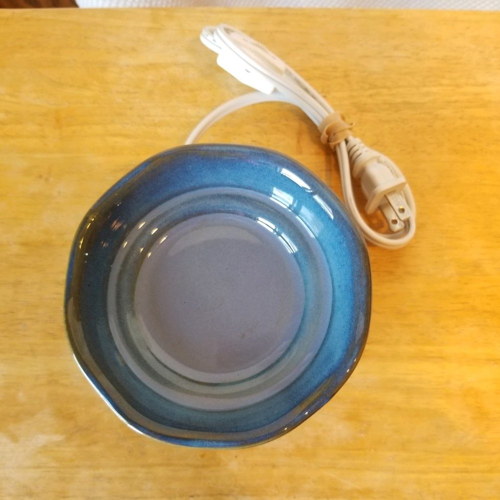 SC Johnson & Son Electric Wax Warmer - Blue - Picture 2 of 7
